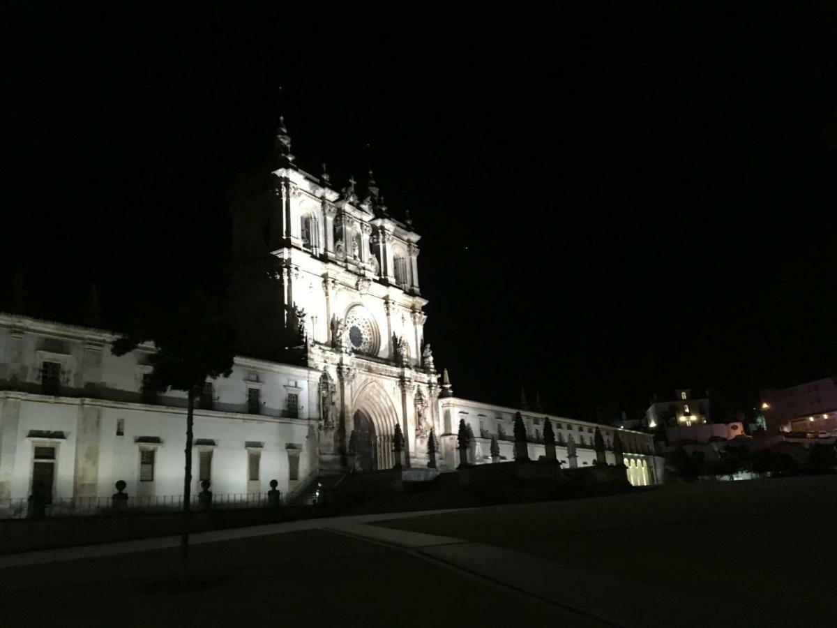 Apartamento Alcobaça Esterno foto